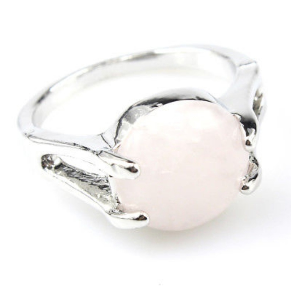 Powder Rose Quartz Ring - Picture 2 of 8